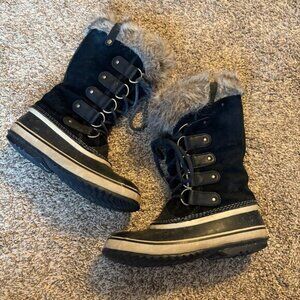 Sorel Joan of Arctic black suede heavy winter boots